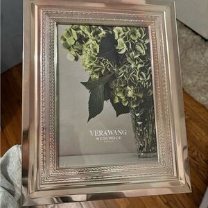 Vera Wang Silver Frame with Elegant Detailing